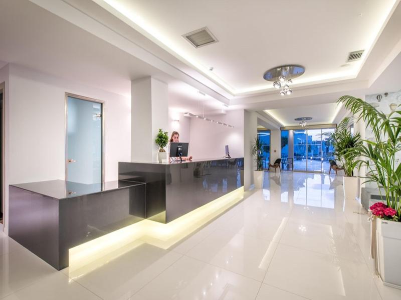 Plános Mediterranee Hotel מראה חיצוני תמונה